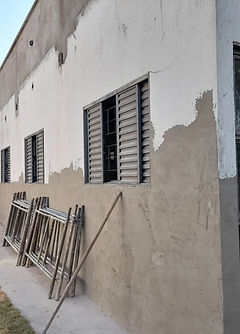Reparo de reboco e tratamento de parede